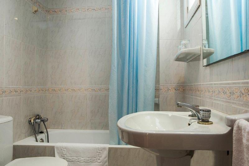 Maria Hotel Es Pujols Bagian luar foto